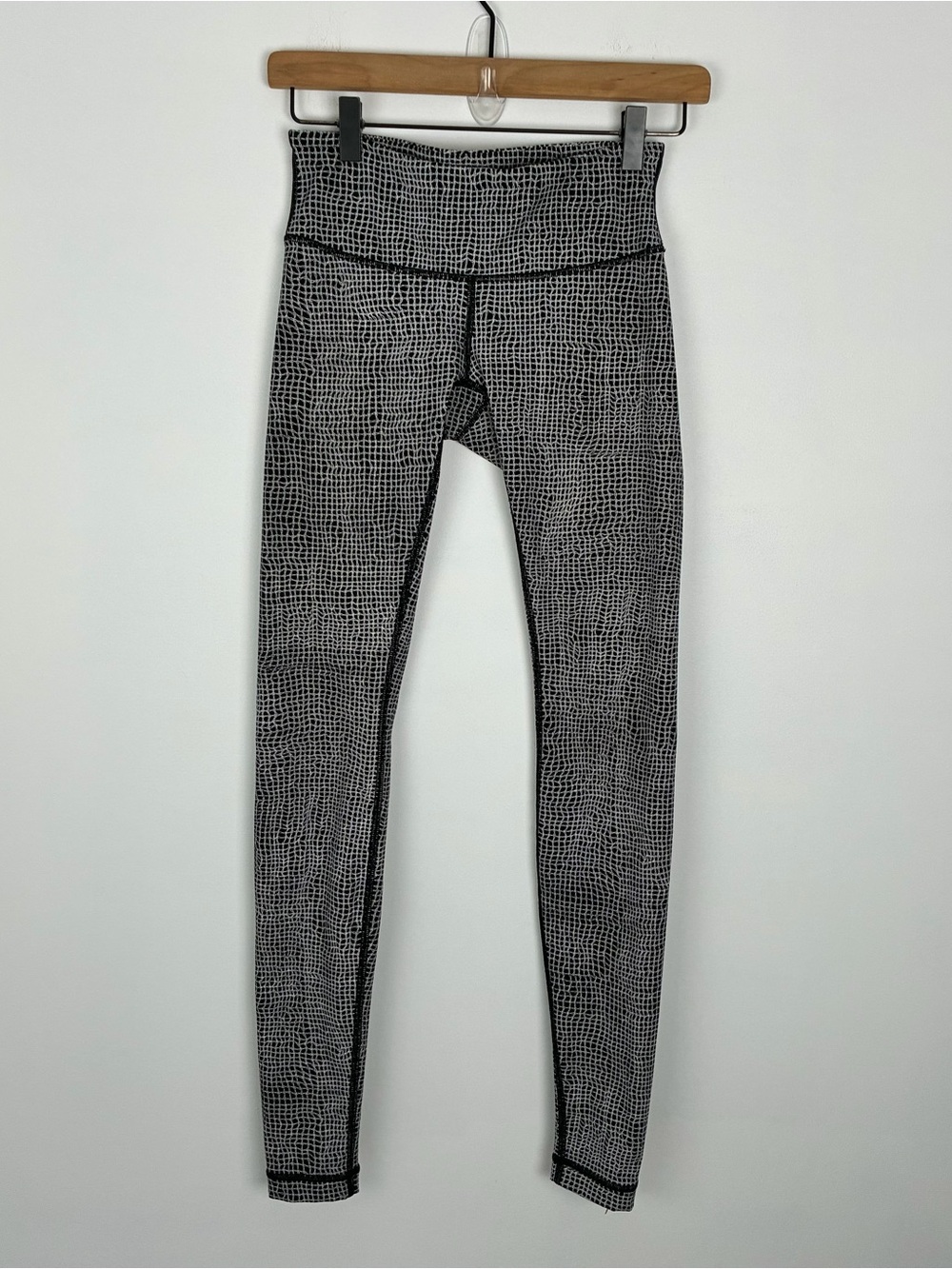 Lululemon Wunder Under Black & White Grid Print Leggings Workout Running 4